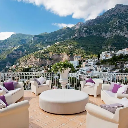 Vip Class Villa, 12 People With A Luxurious Pool And Mountain And Sea Views Holiday home
