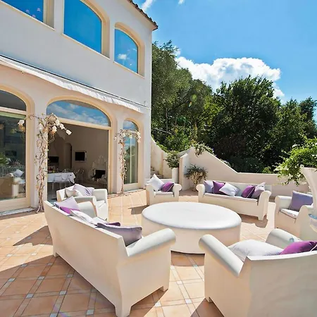 Holiday home Vip Class Villa, 12 People With A Luxurious Pool And Mountain And Sea Views *